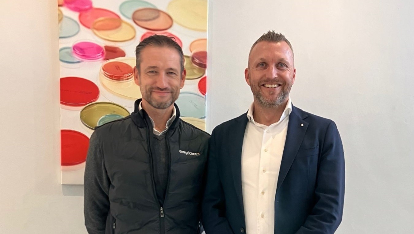 thumbnail_2409CHE - AnalytiChem Colleagues attending Pharmig